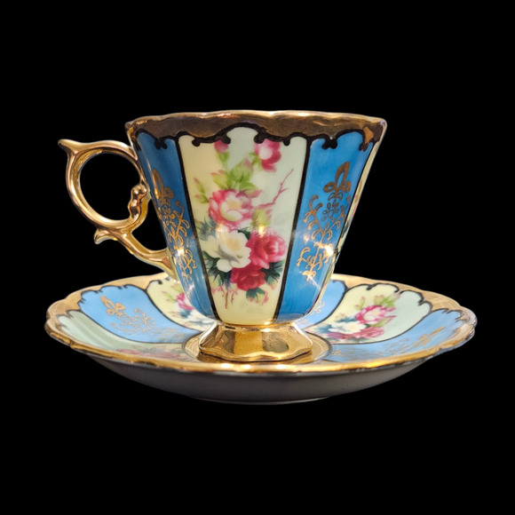 Vintage Teacup and  Saucer Set Royal Sealy China Blue with White Roses Japan - Picture 3 of 8